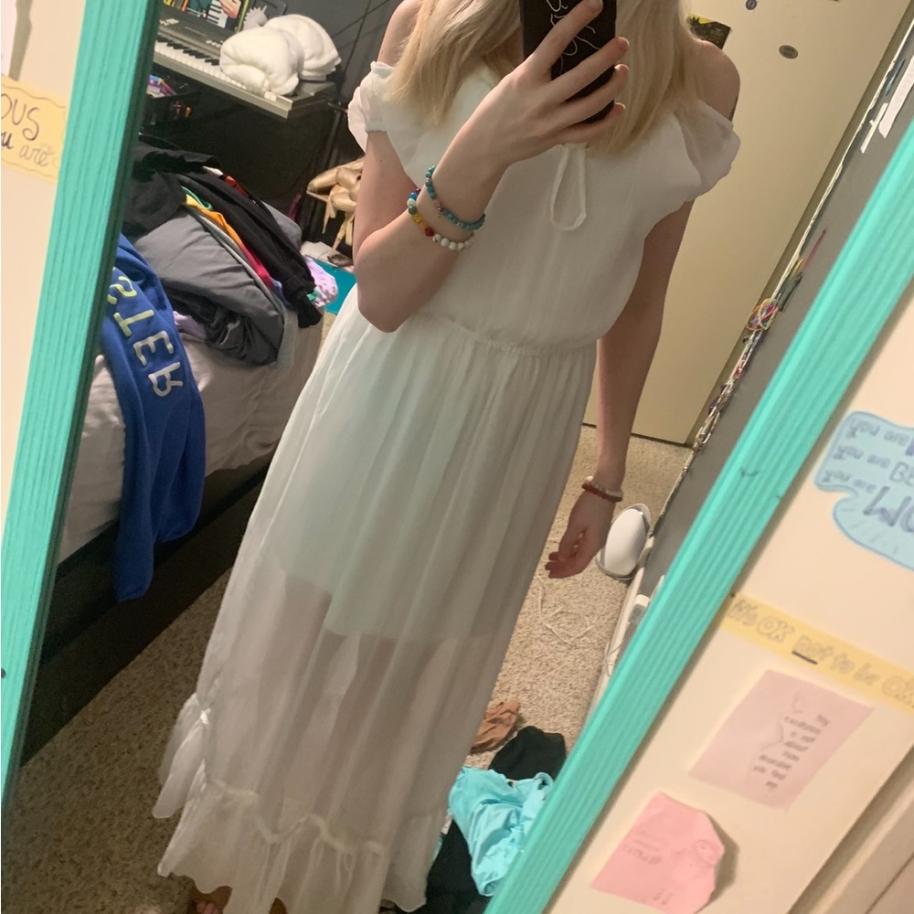 Earthbound white maxi dress. SO BEAUTIFUL!